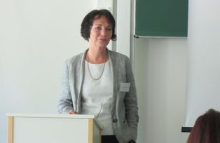 Prof. Dr. Friederike Kuster
